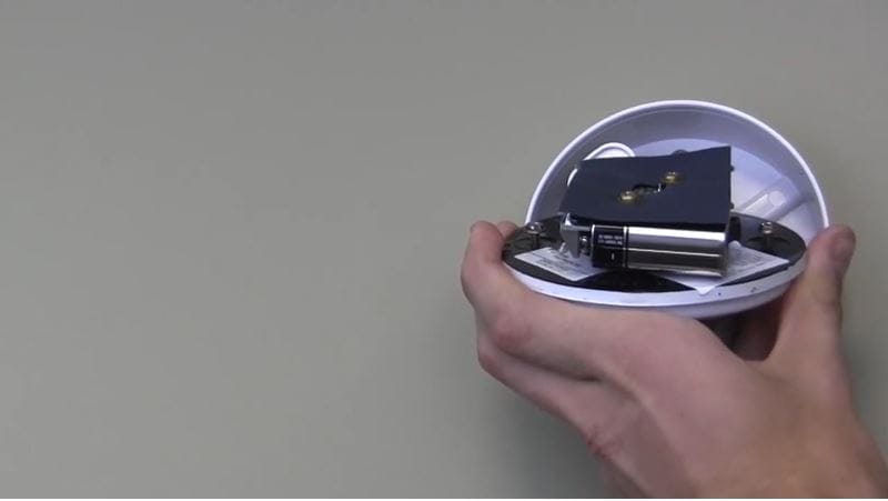 How to Replace the Battery for a Monitored Heat Detector