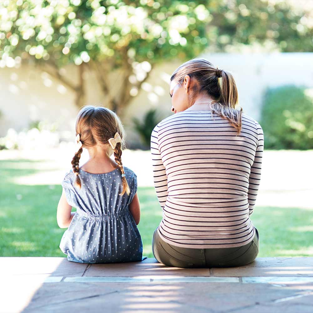 Everything a Parent Needs to Know Before Hiring a Babysitter [CHECKLIST]
