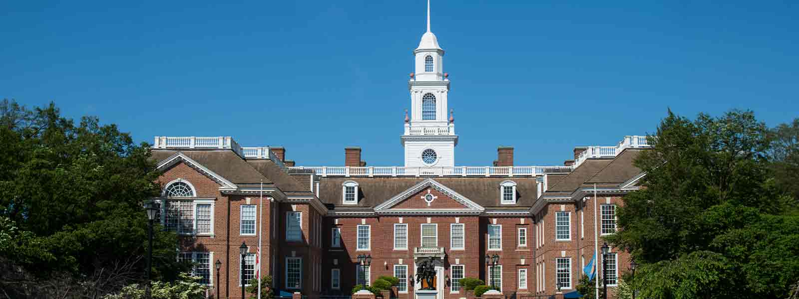 Building in Dover, DE