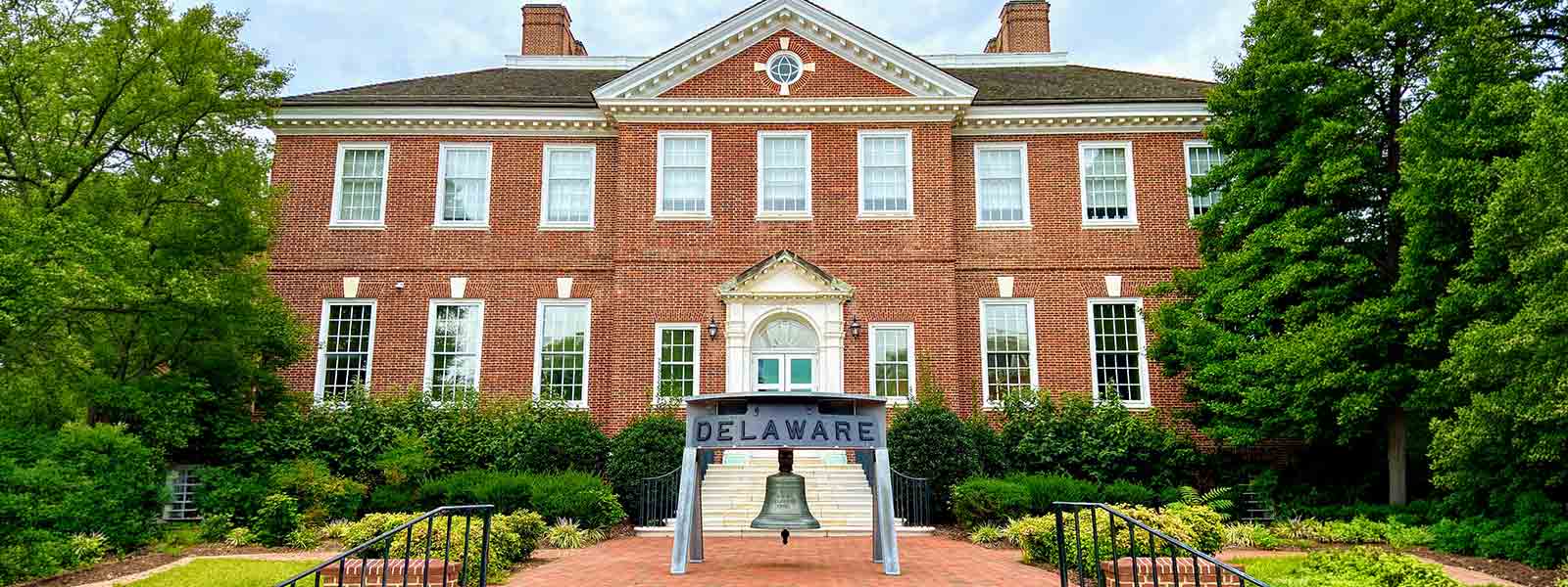 Building in Dover, DE