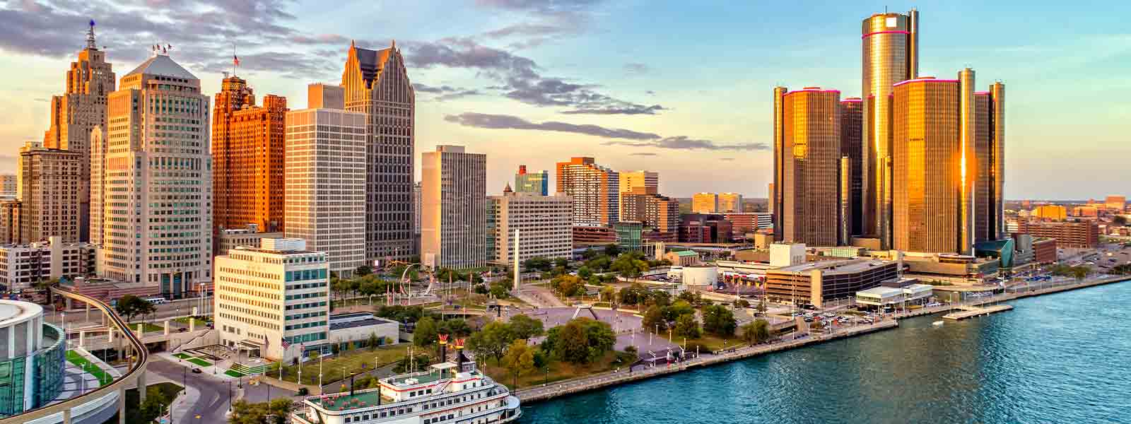 Cityscape of Detroit, MI